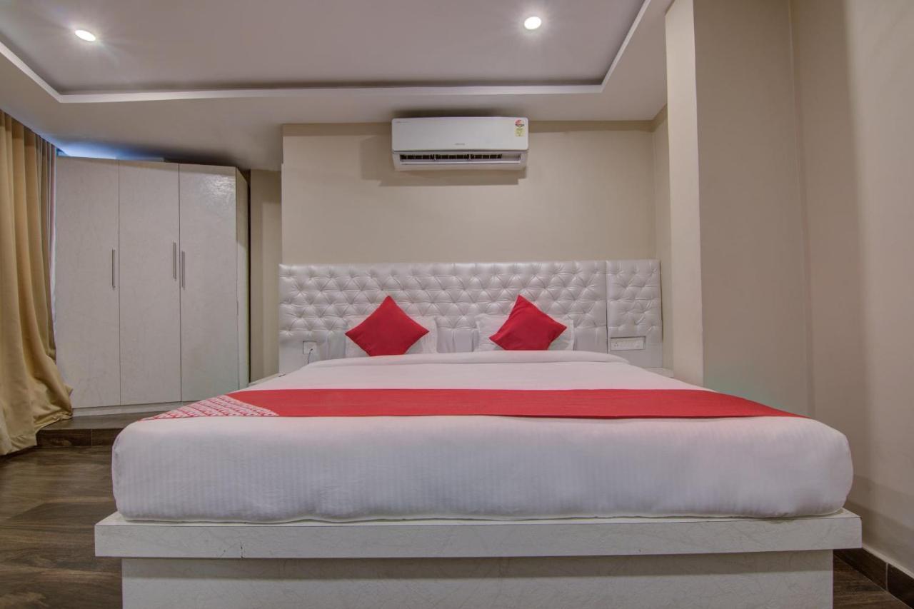 Hotel Oyo 12736 Skylawn à Jamshedpur Extérieur photo