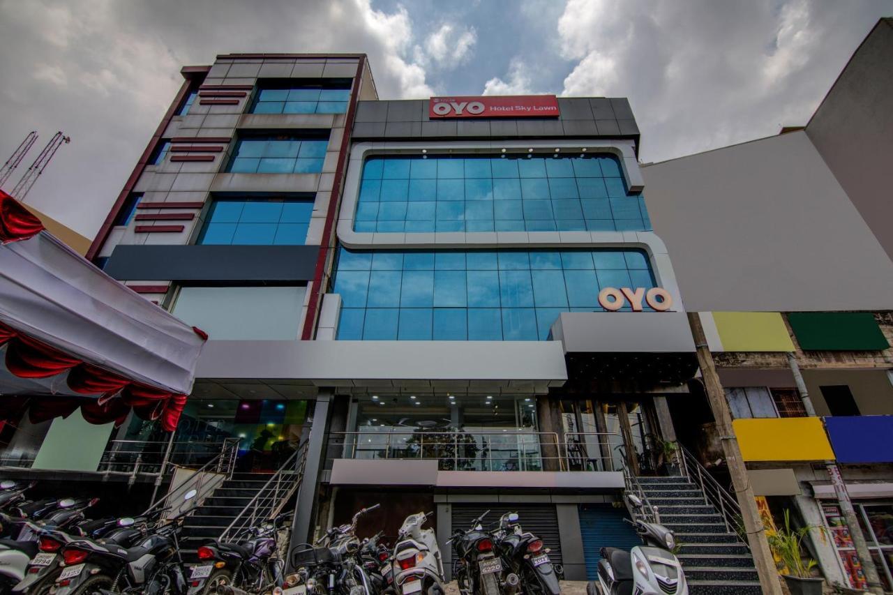 Hotel Oyo 12736 Skylawn à Jamshedpur Extérieur photo